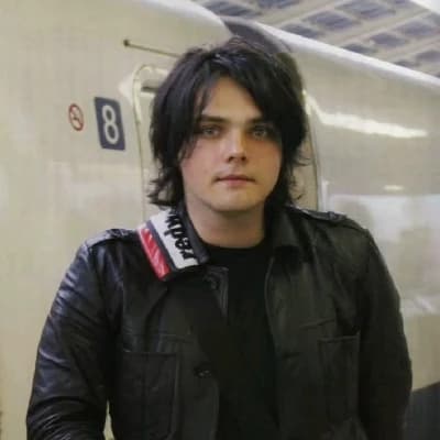 Gerard Way thumbnail