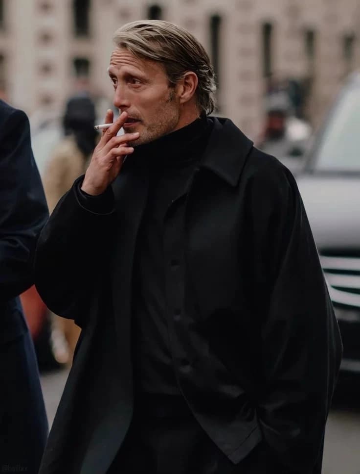 Mads Mikkelsen  thumbnail