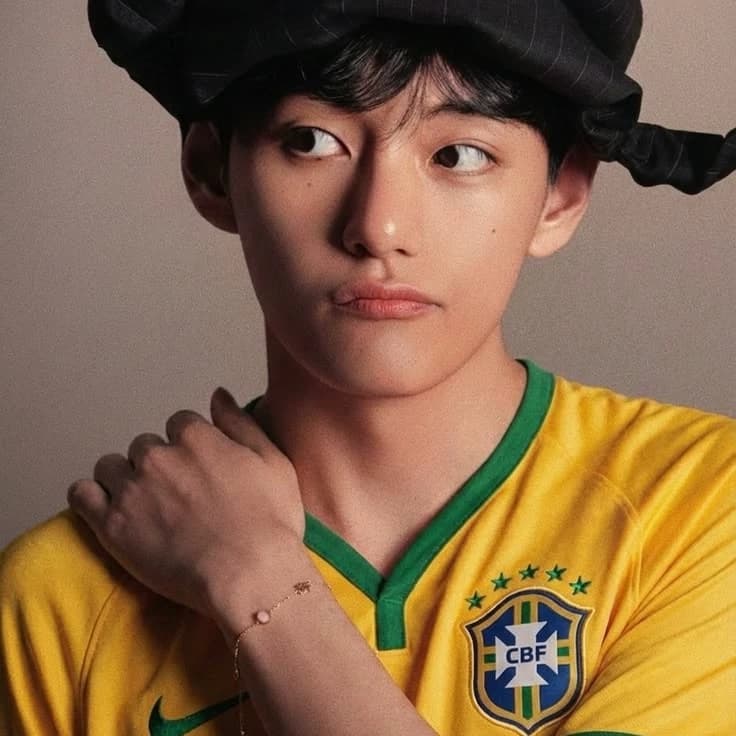 Kim Taehyung  thumbnail