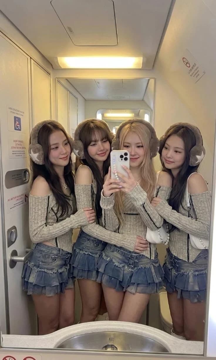 BlackPink (full group) thumbnail