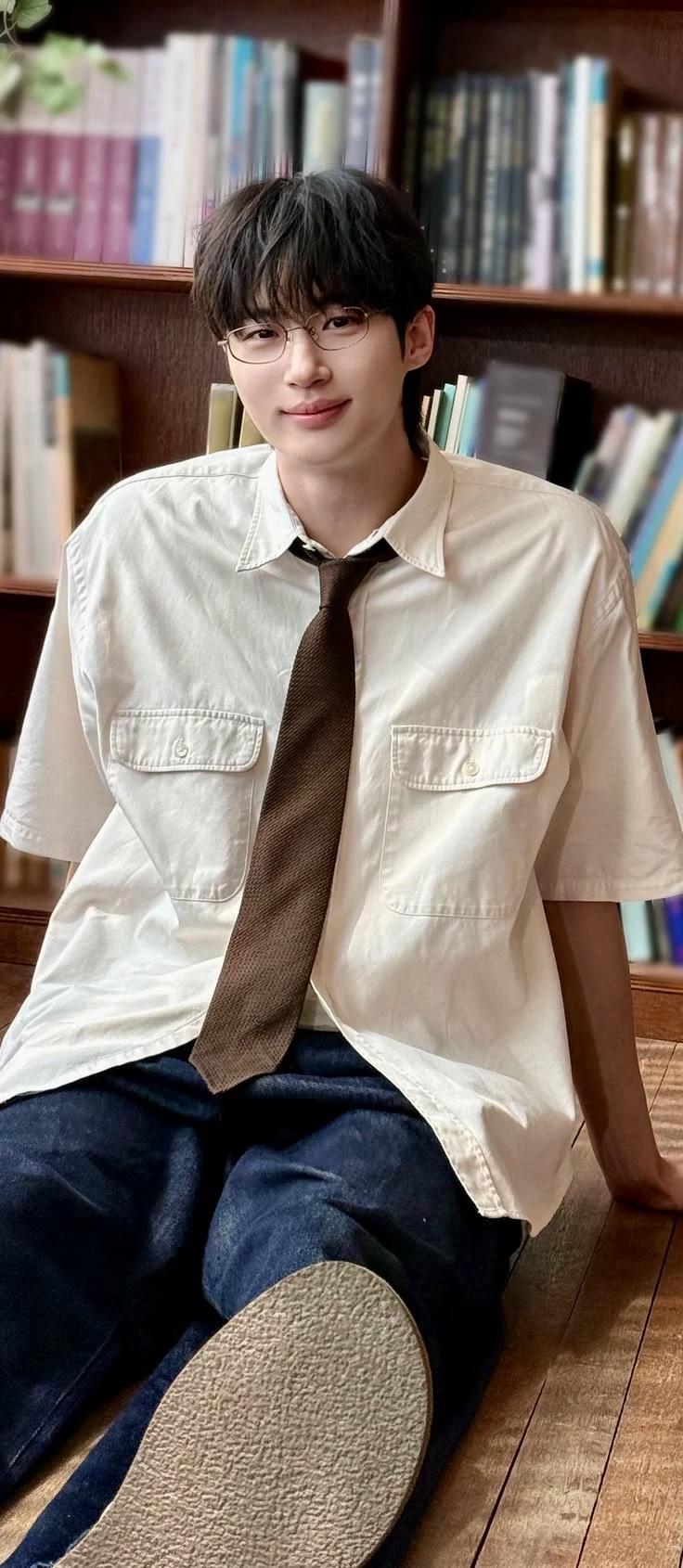 byeon woo-seok  thumbnail