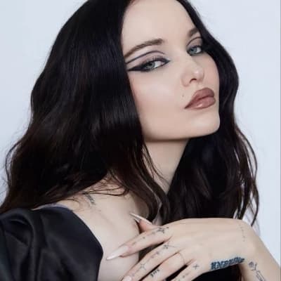 Dove Cameron thumbnail