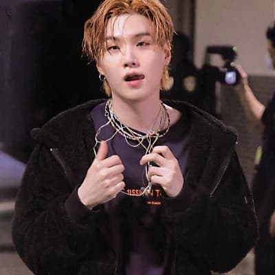 Min Yoongi thumbnail