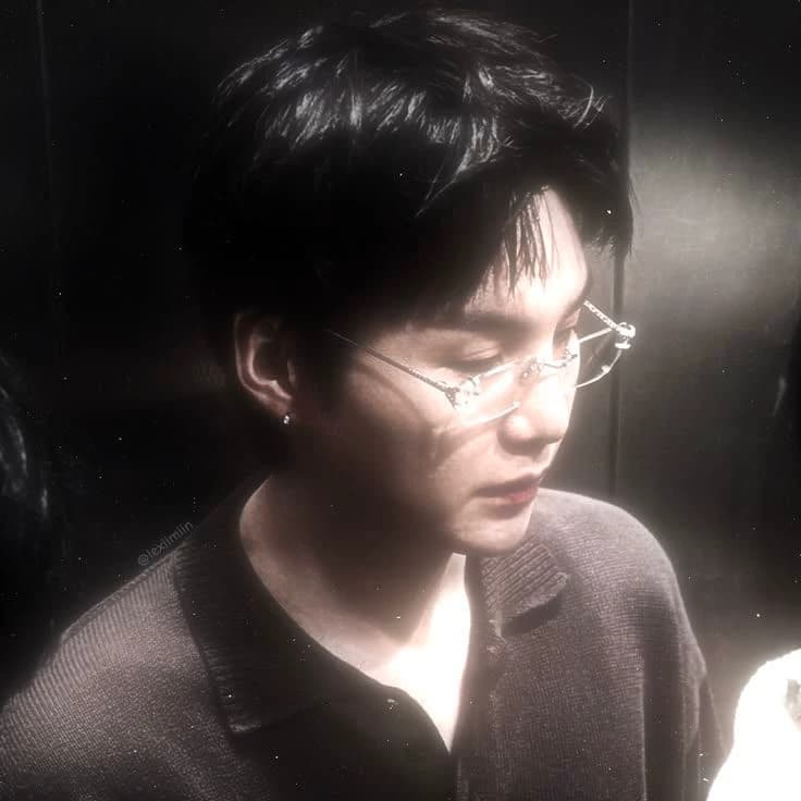 Min Yoongi thumbnail
