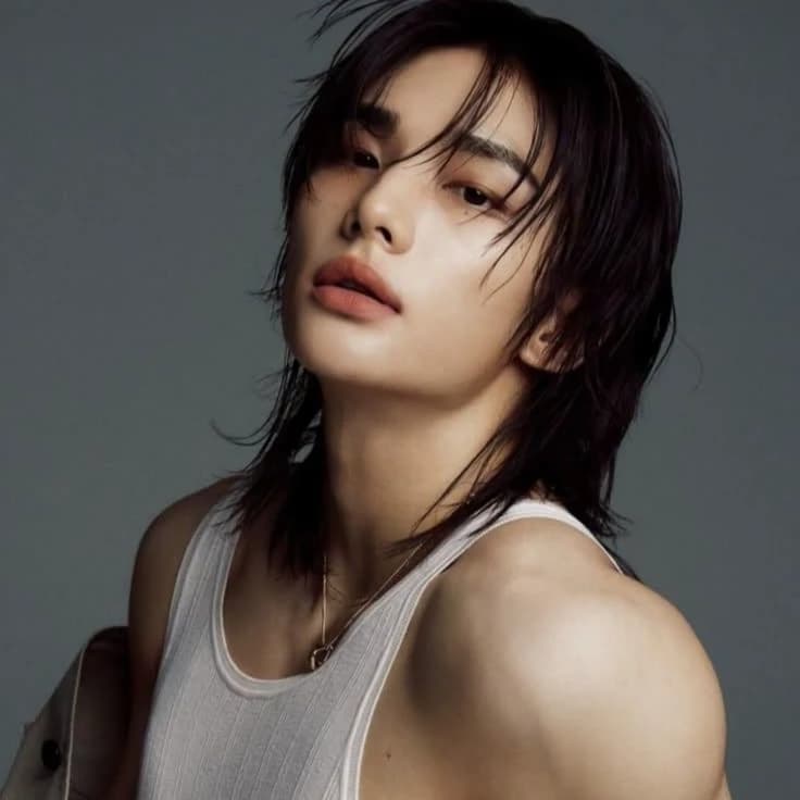 Hyunjin thumbnail