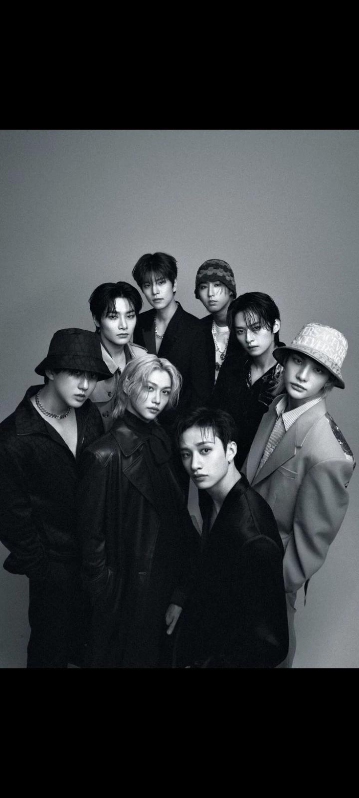 Stray kids thumbnail