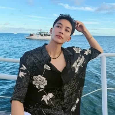 Yoon Jeonghan thumbnail