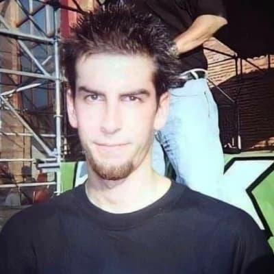 Rob Bourdon thumbnail