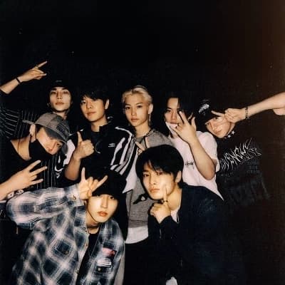 Stray Kids thumbnail