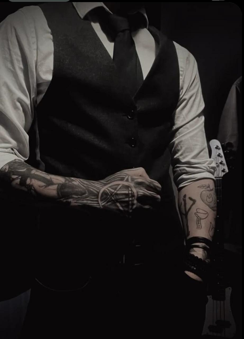 Capone  thumbnail