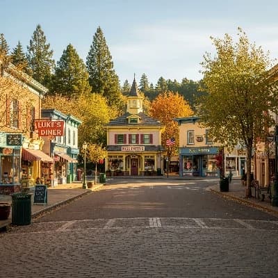small american town thumbnail