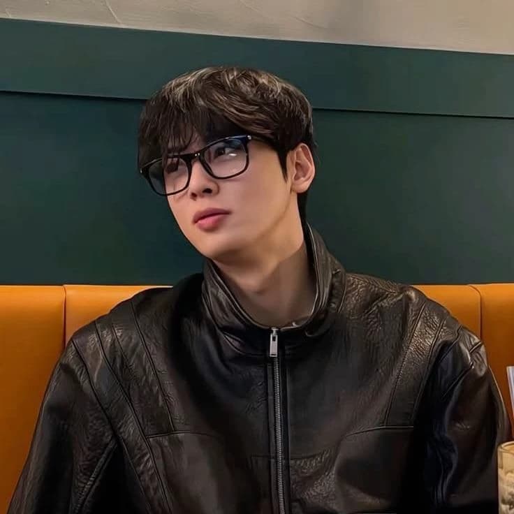 Cha Eunwoo thumbnail