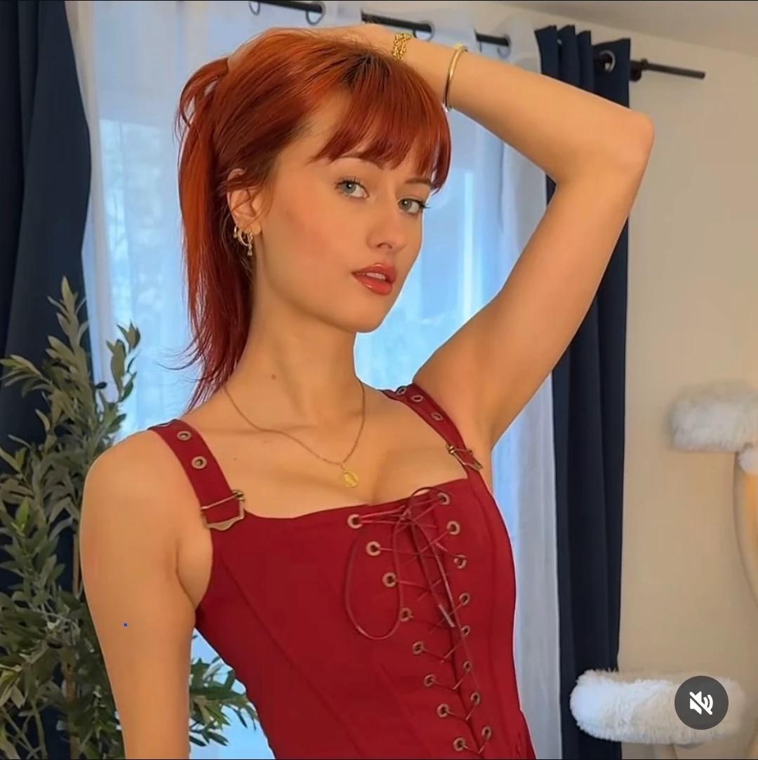 Mira - Private Teacher thumbnail