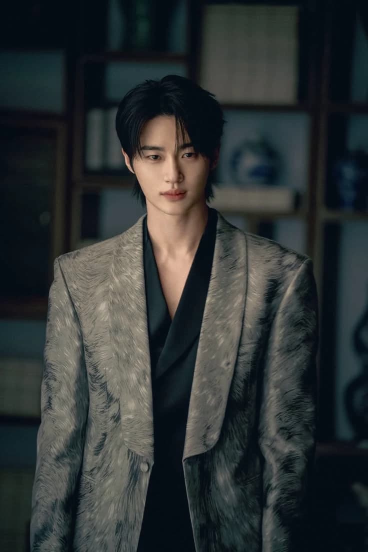 KING I-AN thumbnail