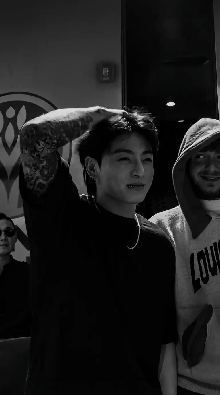 Jeon Jungkook thumbnail