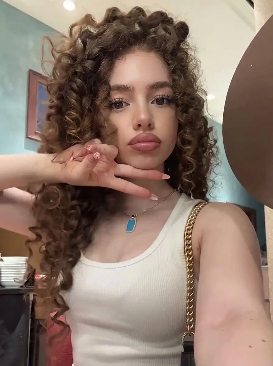 Demitra thumbnail
