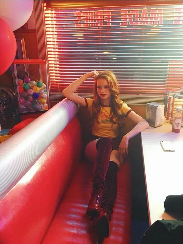 Phoenix Party chat (Riverdale) thumbnail