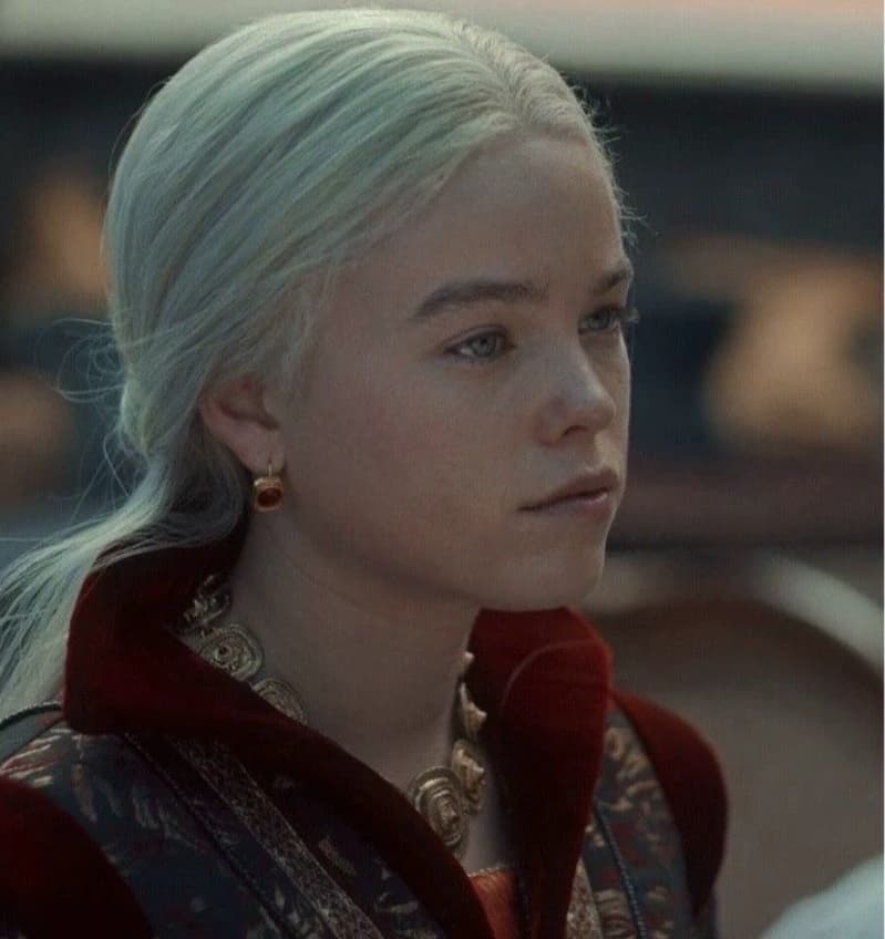 Rhaenyra targeryan  thumbnail