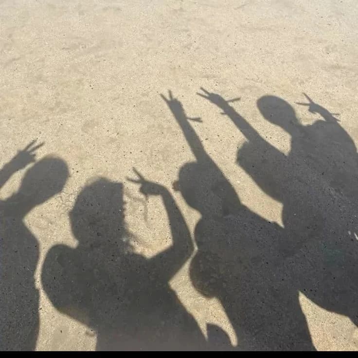 friend group thumbnail