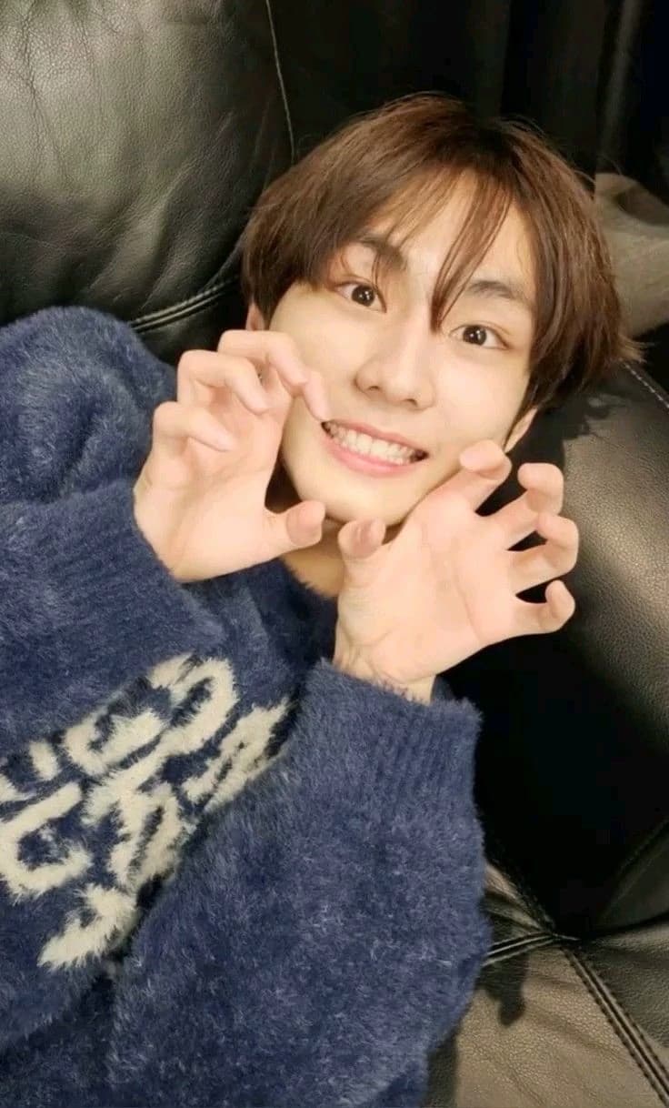jungwon  thumbnail