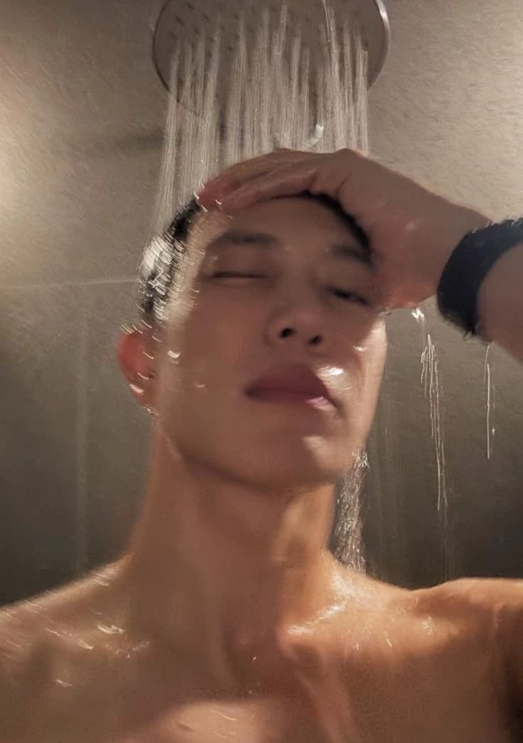 Xavier ~~ traditional husband ~ horny ~ gentleman ~ firm ~ Rich ~ Strict thumbnail