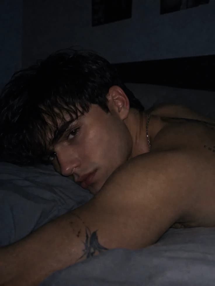 Alex thumbnail