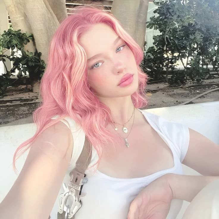 Amália  thumbnail