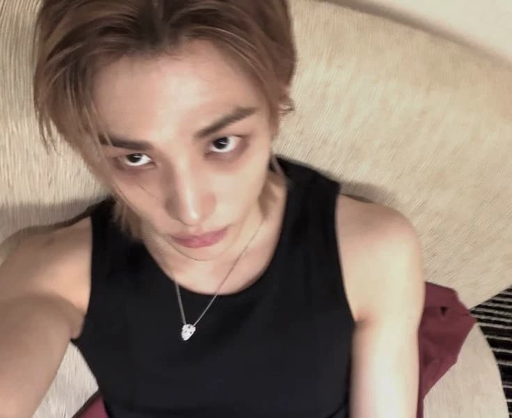 Hwang Hyunjin thumbnail