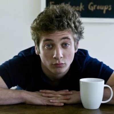 Lip Gallagher  thumbnail