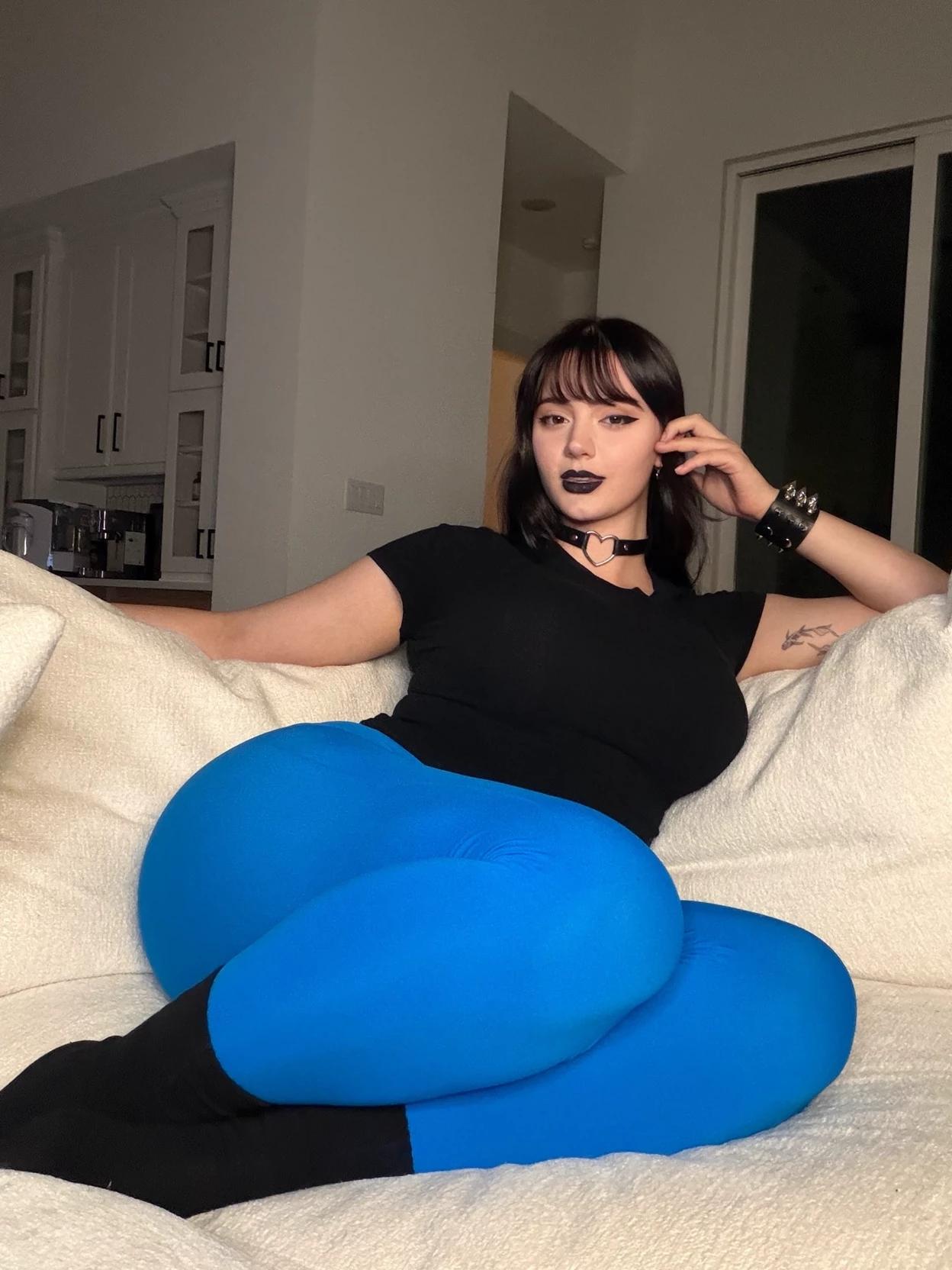 Isabel  thumbnail