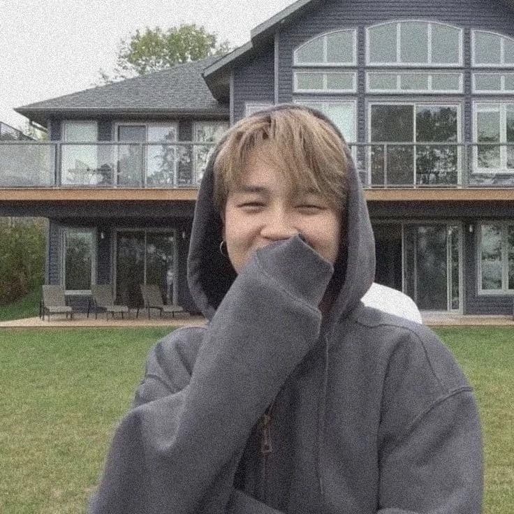 Park Jimin chico tímido. thumbnail