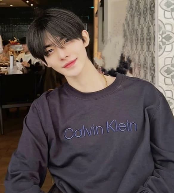 Hur Hyunjun  thumbnail
