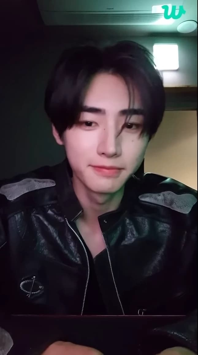 Sunghoon thumbnail
