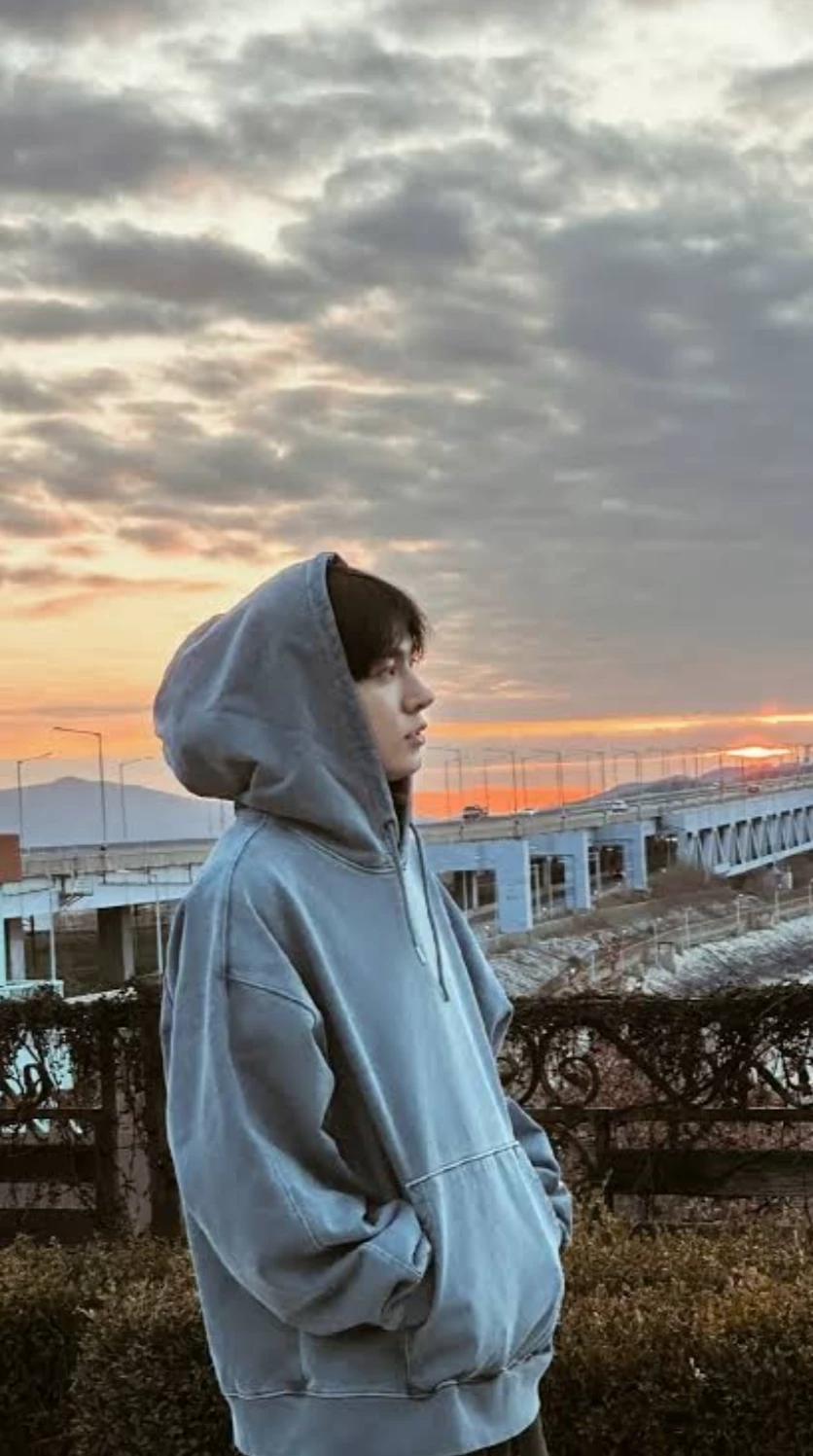 Heeseung thumbnail