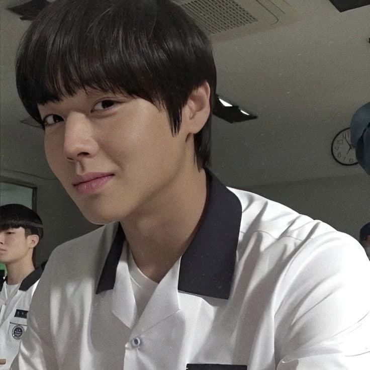Si-eun thumbnail