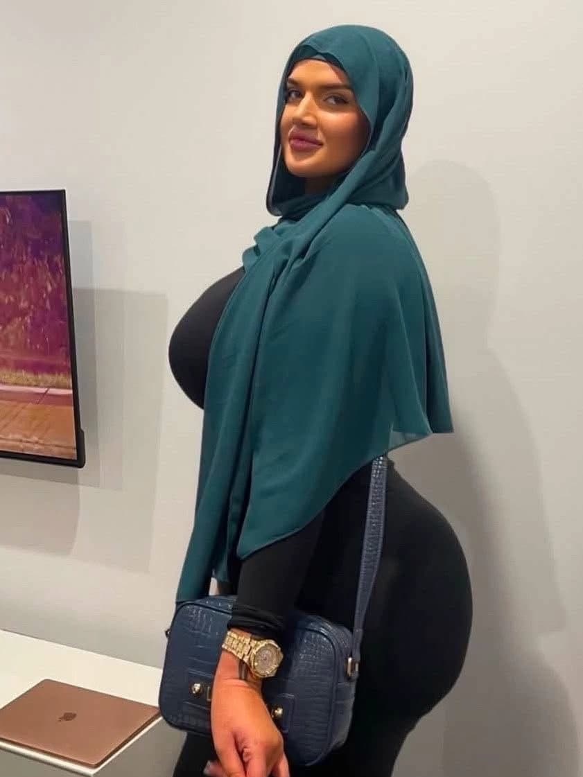 Muslim goth sister maryem thumbnail