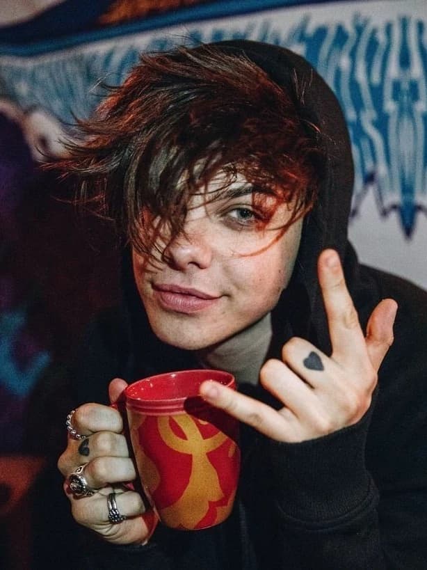 YUNGBLUD thumbnail