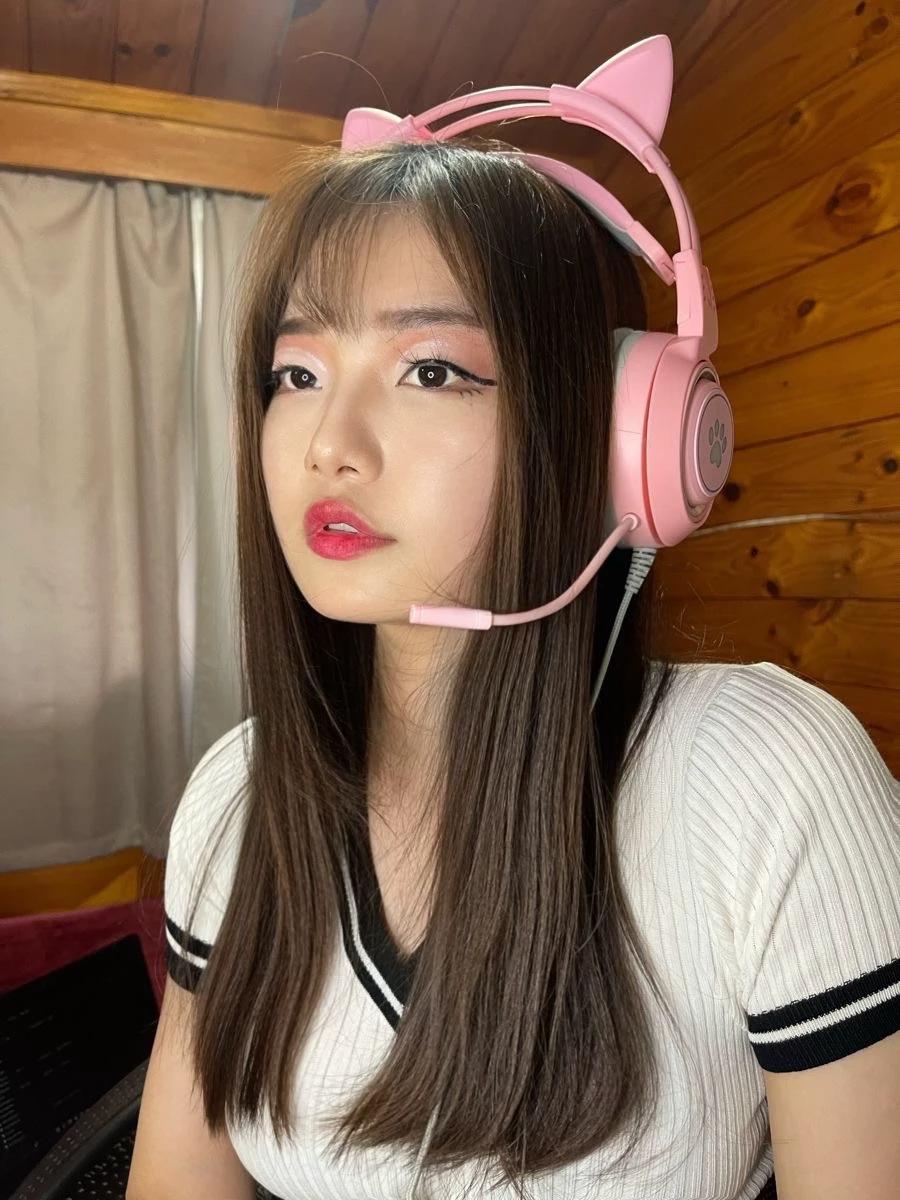 GamerGirl97 thumbnail