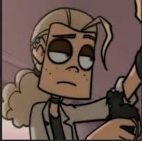 Dee thumbnail