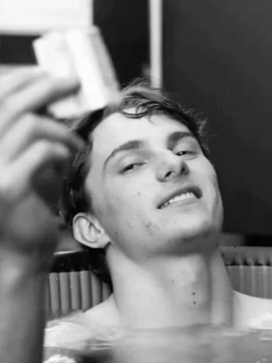 Oscar Piastri thumbnail
