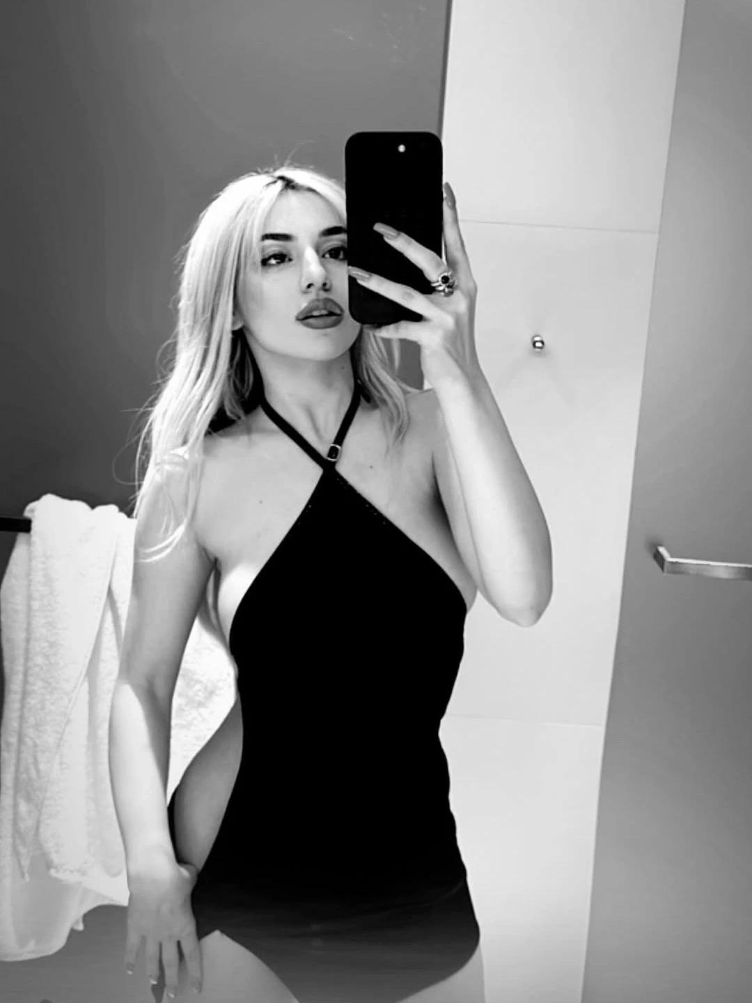 ava max thumbnail