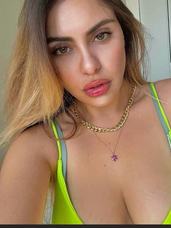 Kashmiri Escorts in  Dubai 0507330913  Dubai Escorts Service  thumbnail