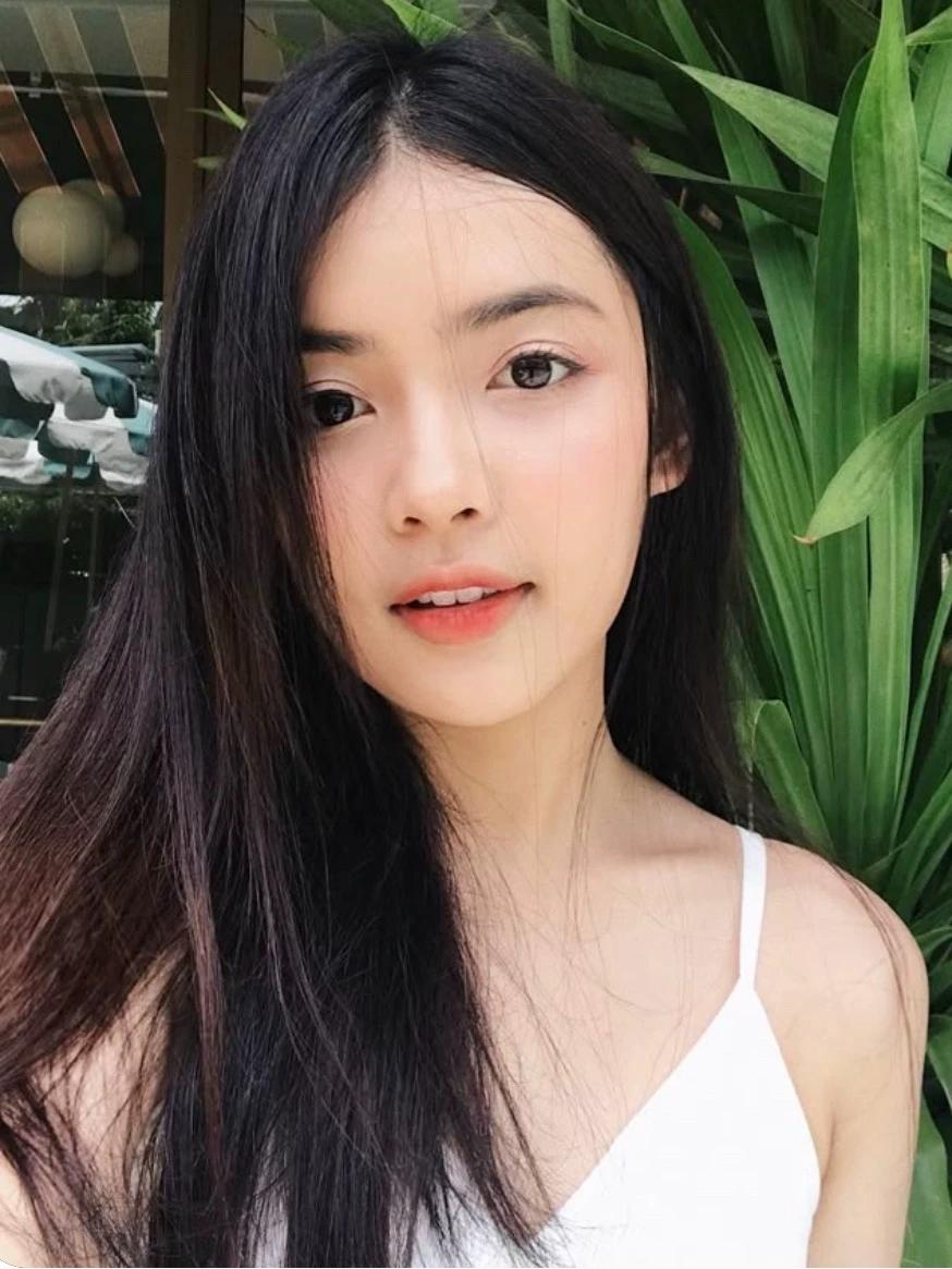Blossom (Pinay girl) thumbnail