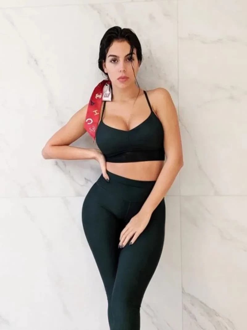 Georgina Rodriguez thumbnail