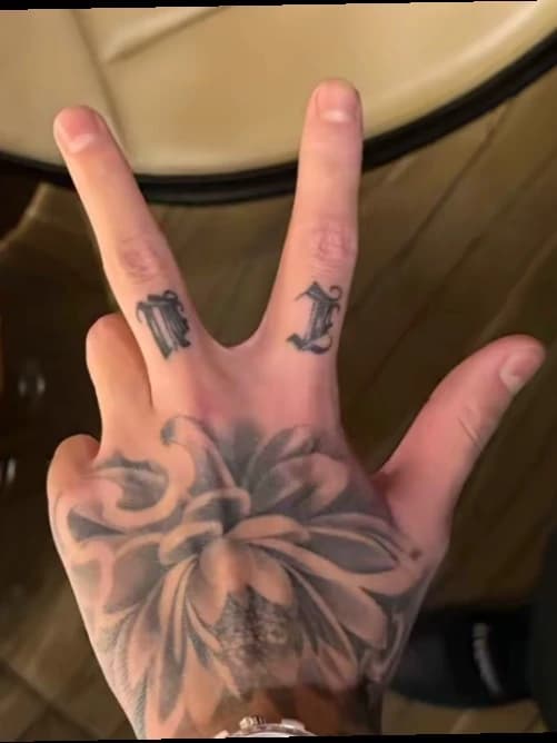 Malone and friends thumbnail