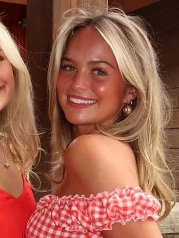 Holly thumbnail
