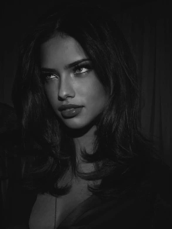 Adriana Lima thumbnail