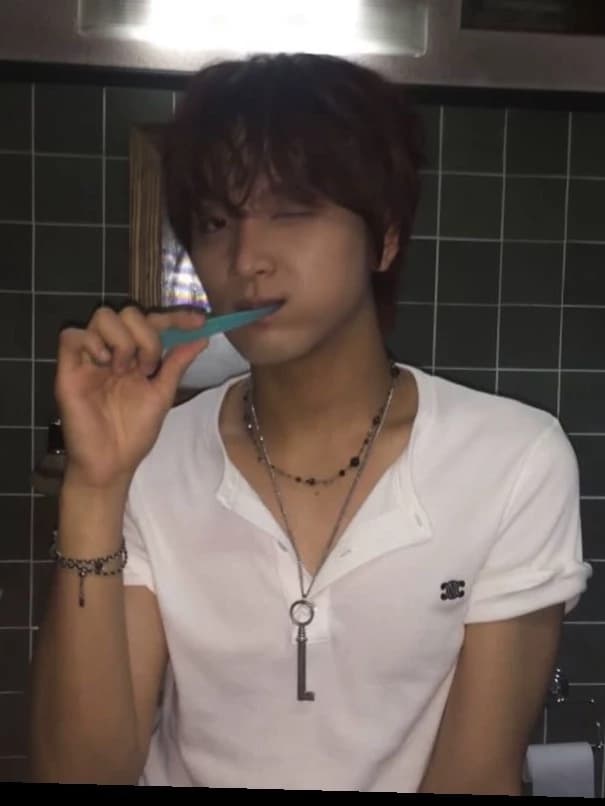 Haechan thumbnail