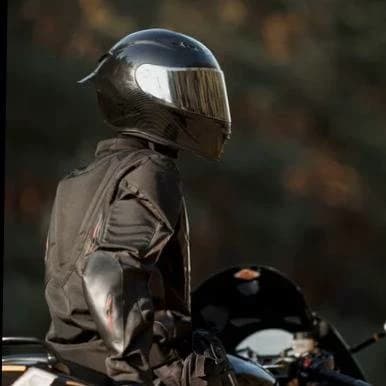 Motociclista thumbnail