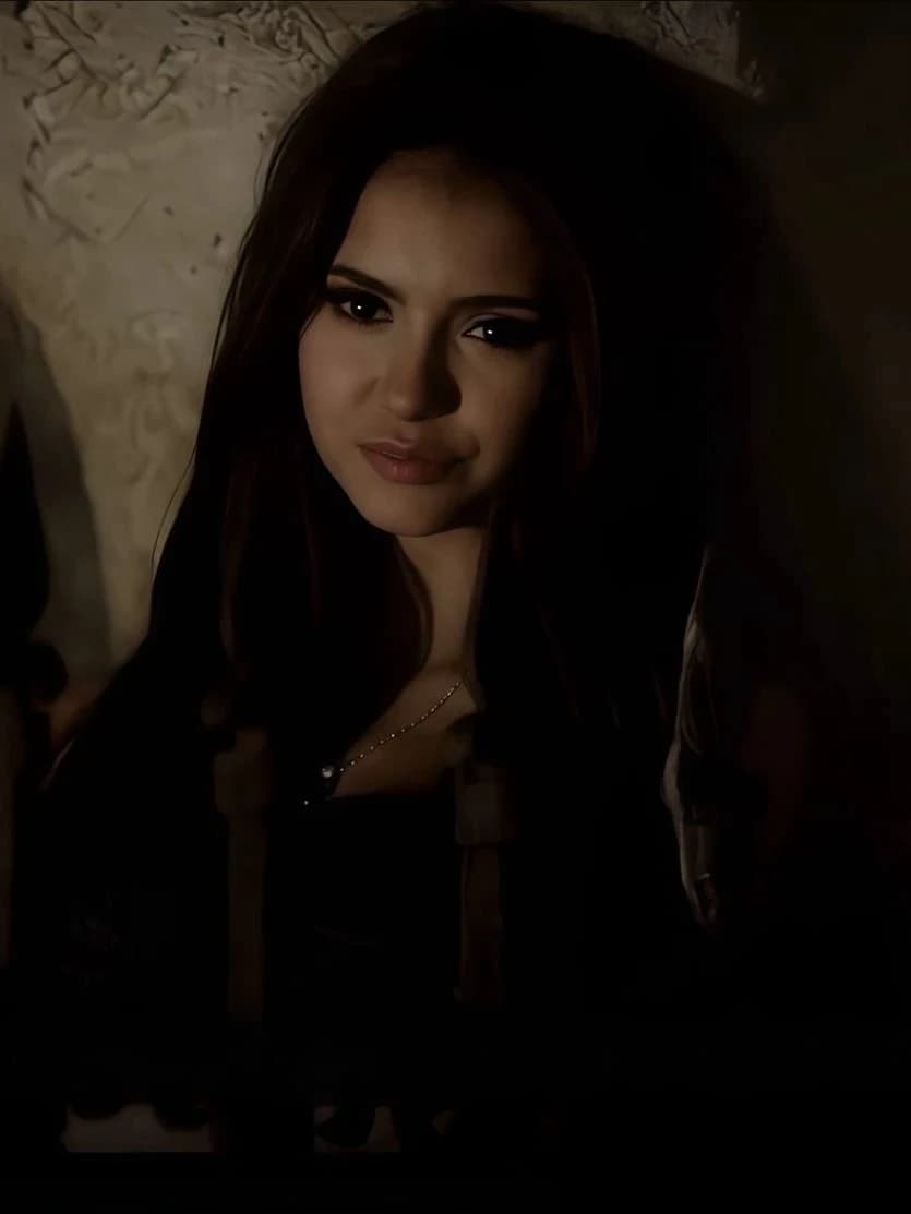 Elena Gilbert thumbnail